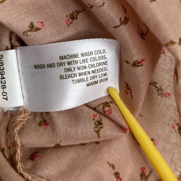 Old Navy Ditsy Floral Tan Red Button Up Long Sleeve Cotton Shirt Women Large NWT - Picture 9 of 14